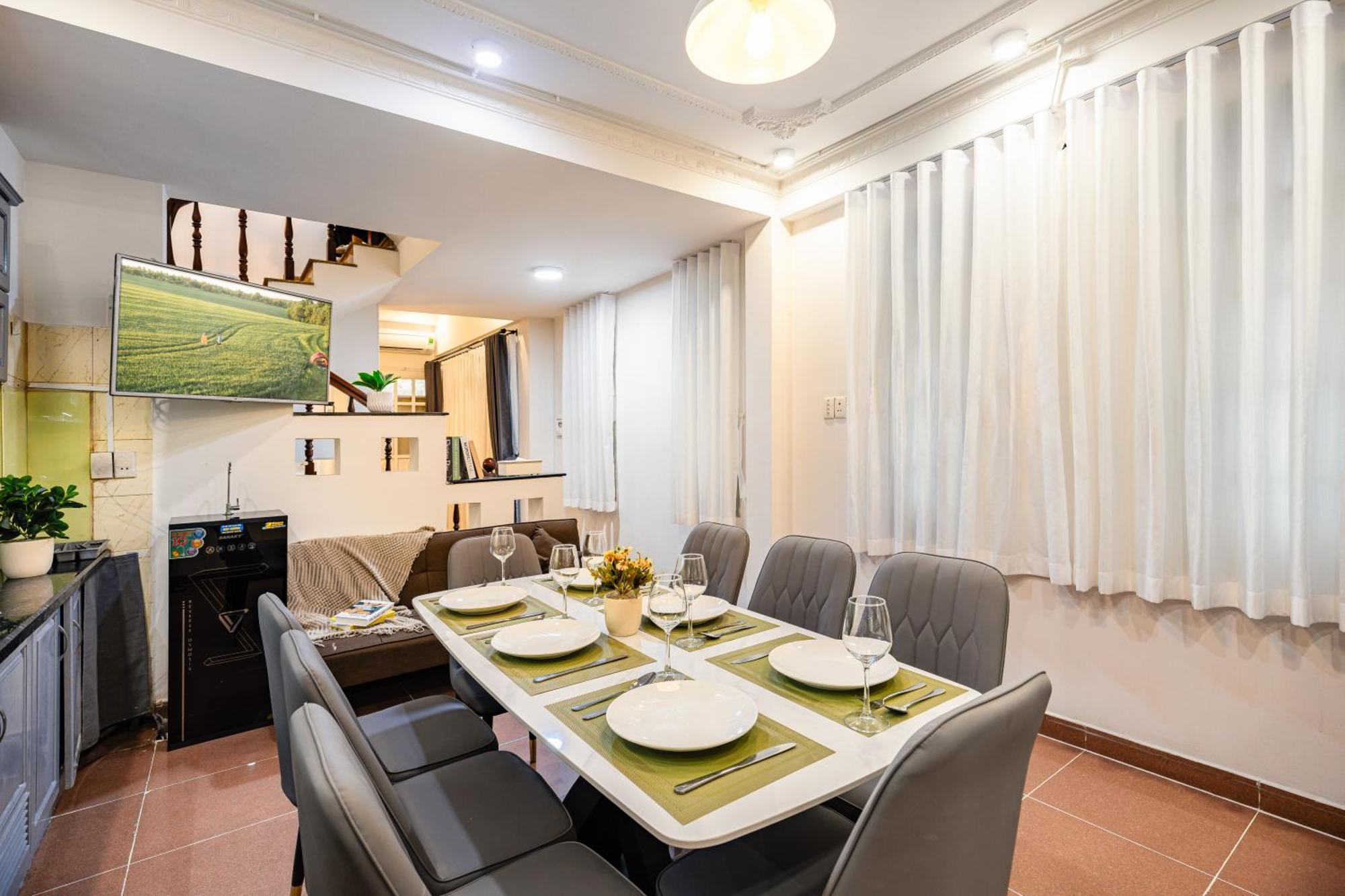 Nhà nghỉ Entire 5bedroom House Saigon Quiet Alley In District 3 TP. Hồ Chí Minh
