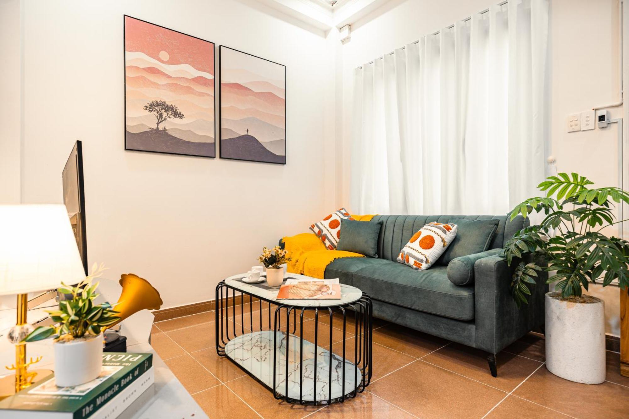 Entire 5bedroom House Saigon Quiet Alley In District 3 *