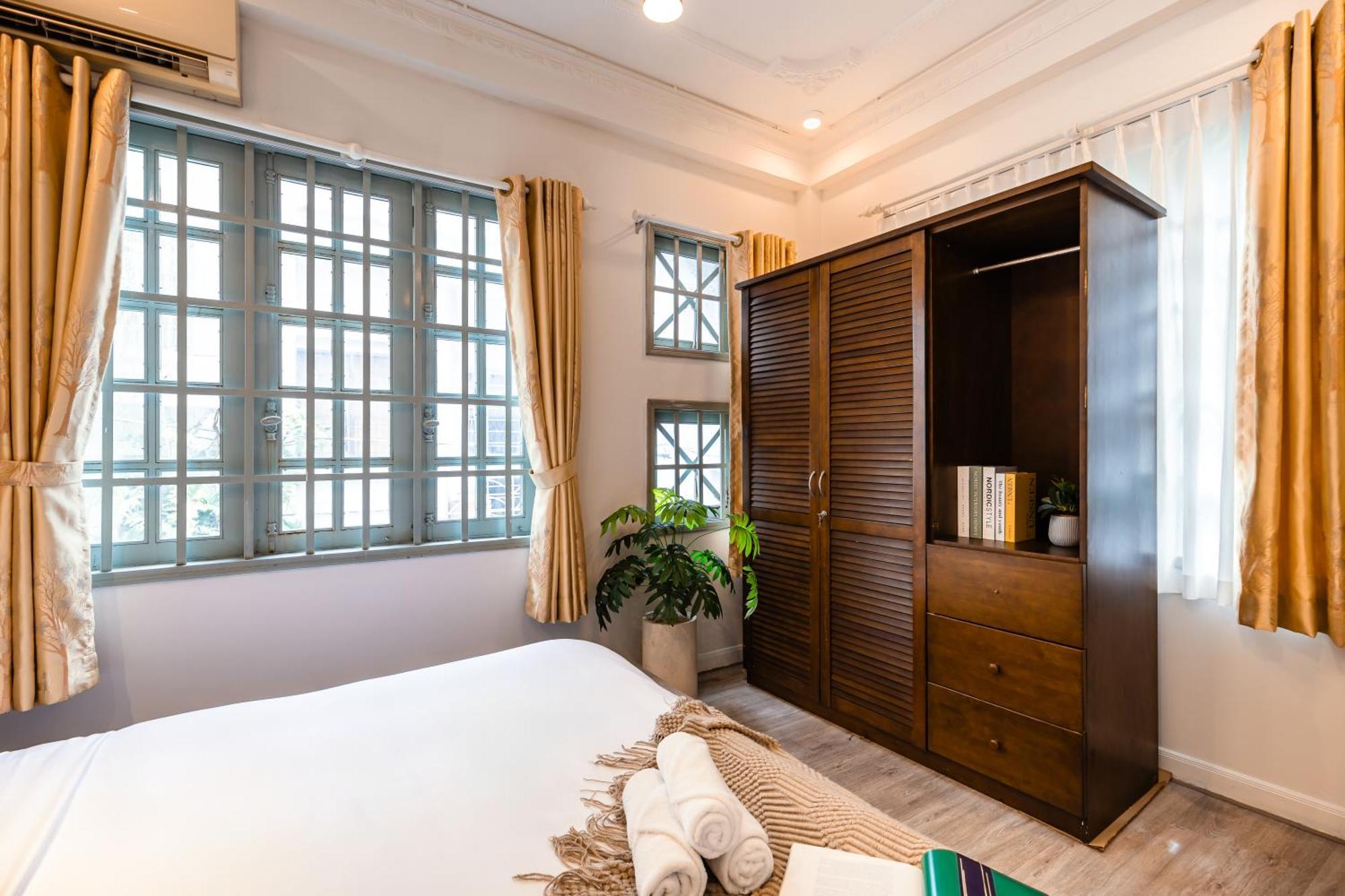 Entire 5bedroom House Saigon Quiet Alley In District 3 Nhà nghỉ