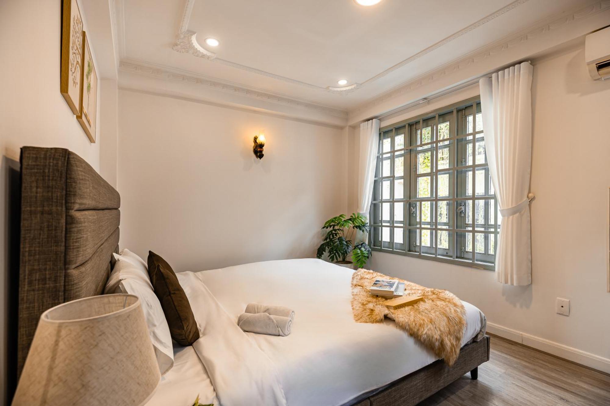 Entire 5bedroom House Saigon Quiet Alley In District 3 *
