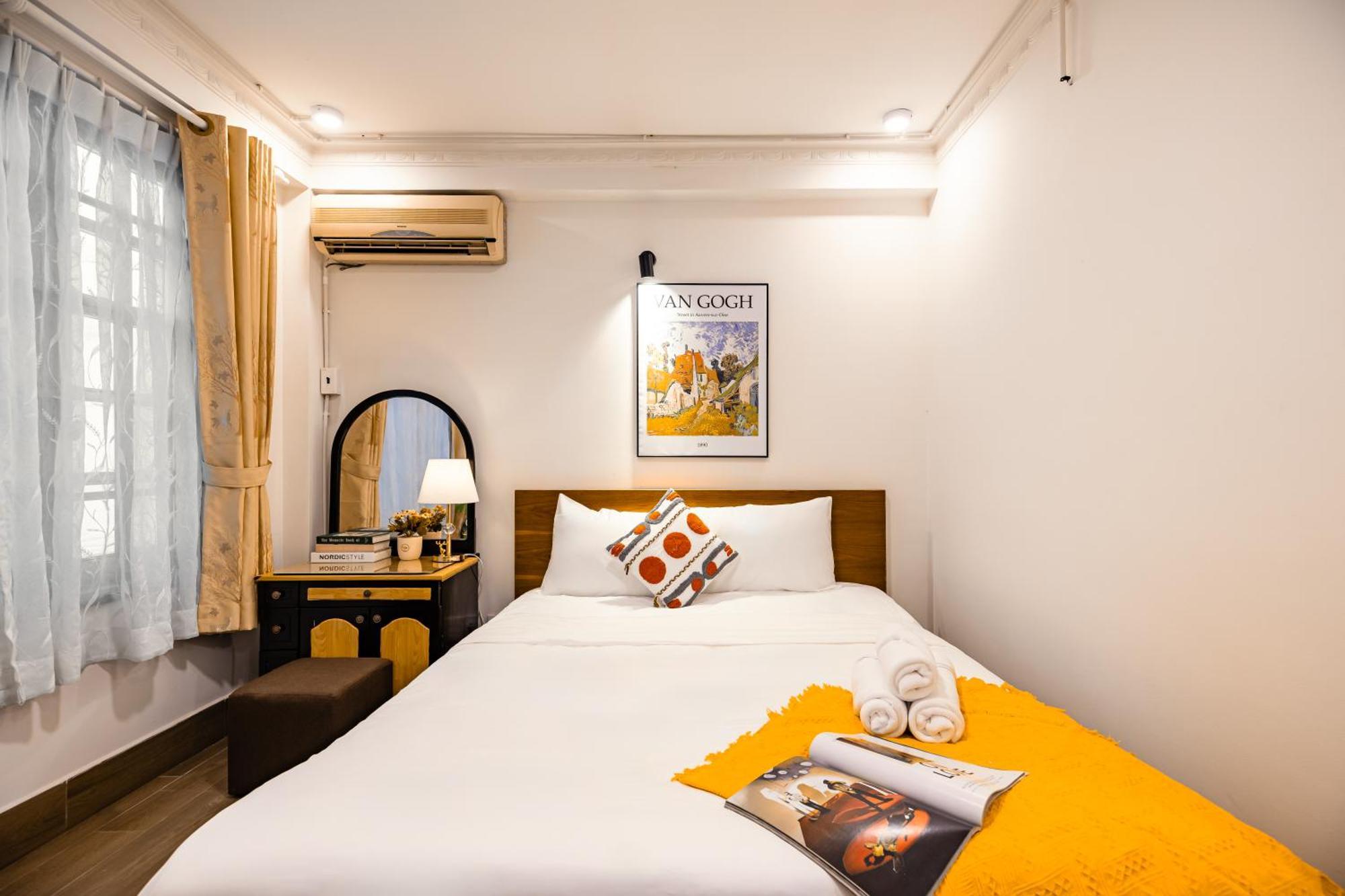 Entire 5bedroom House Saigon Quiet Alley In District 3 Nhà nghỉ *